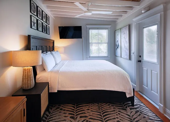 Coco Plum Inn